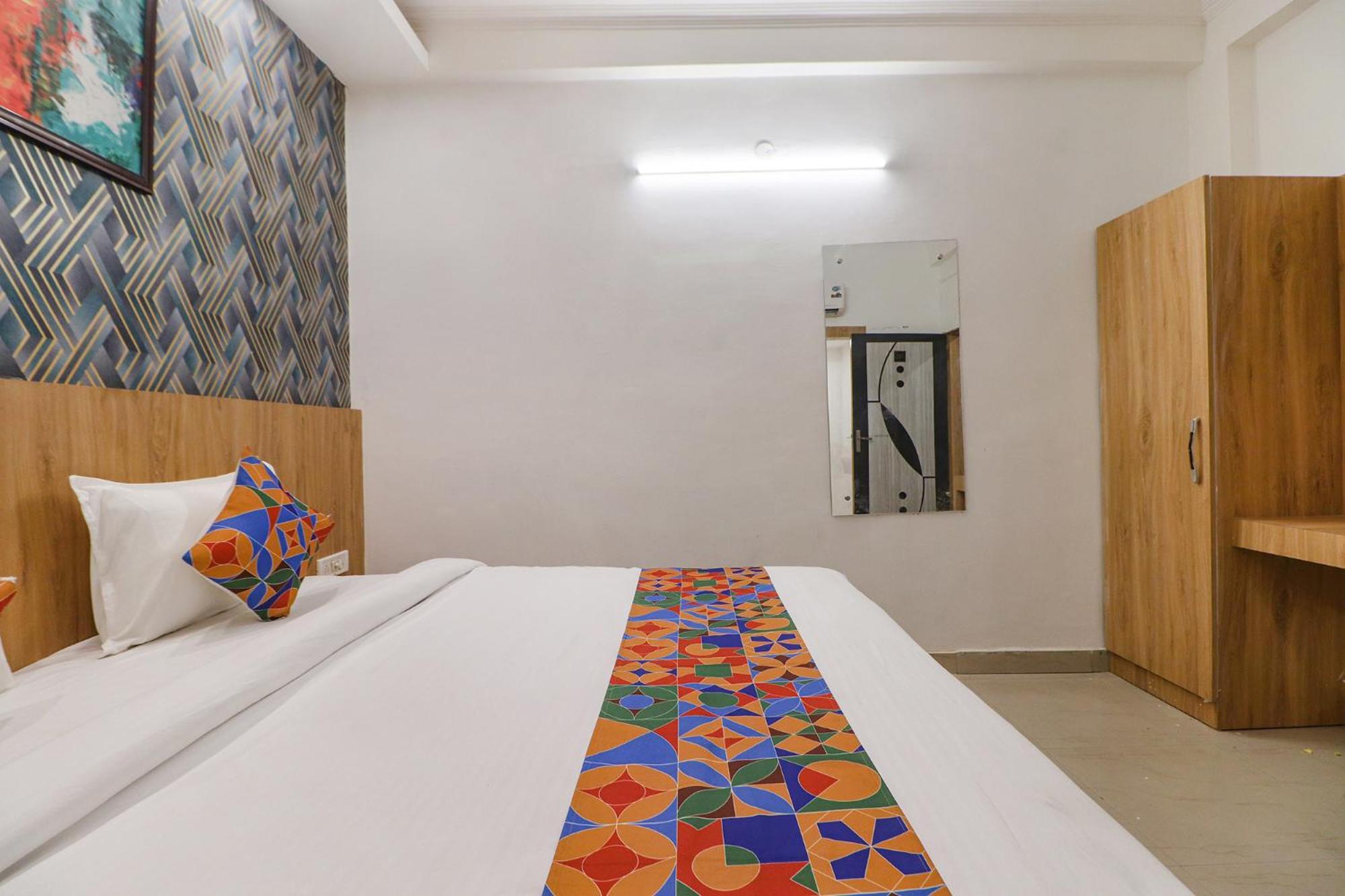 Fabhotel Rainbow Villa Near Igi Airport Új-Delhi Kültér fotó