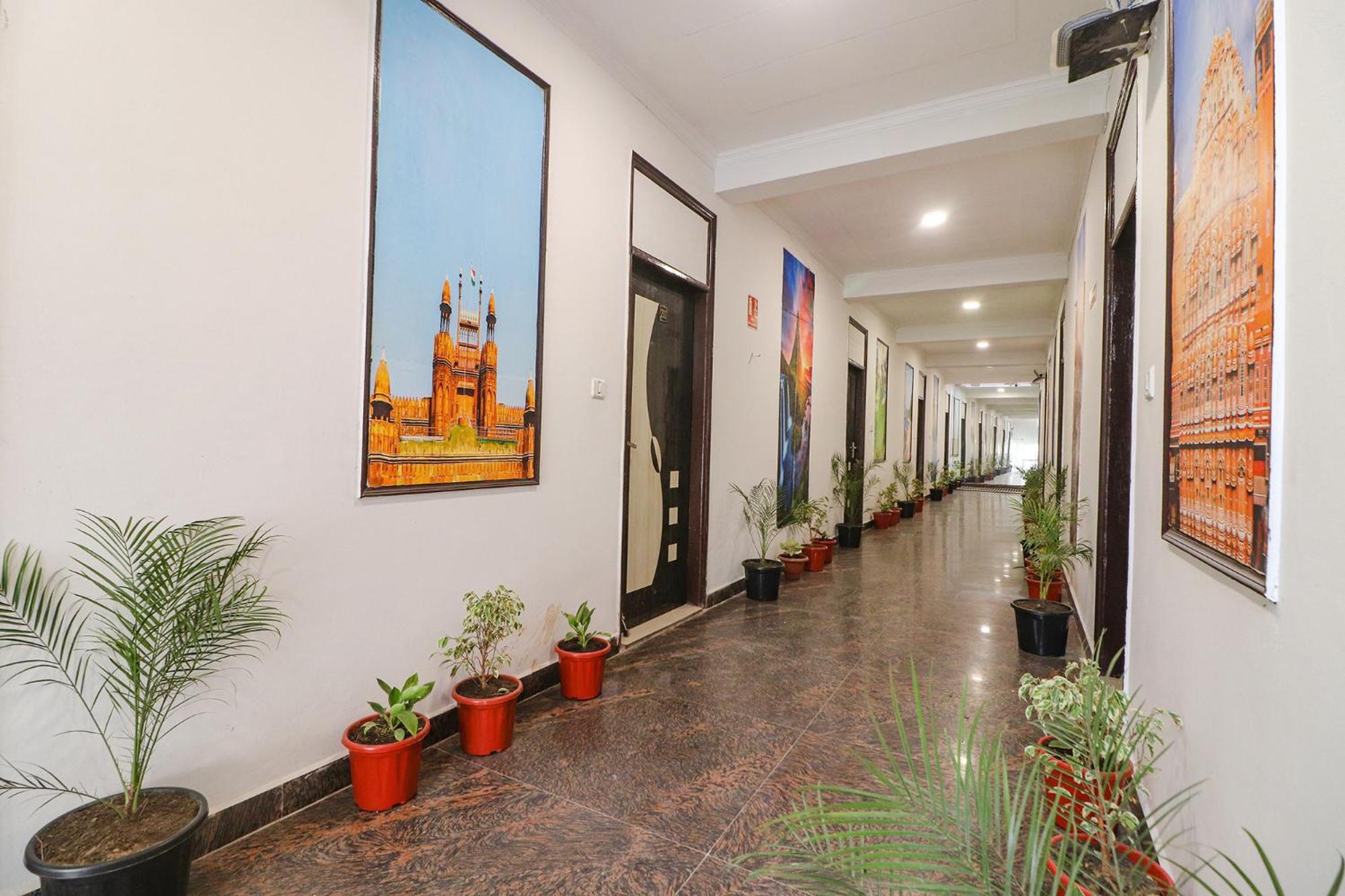 Fabhotel Rainbow Villa Near Igi Airport Új-Delhi Kültér fotó